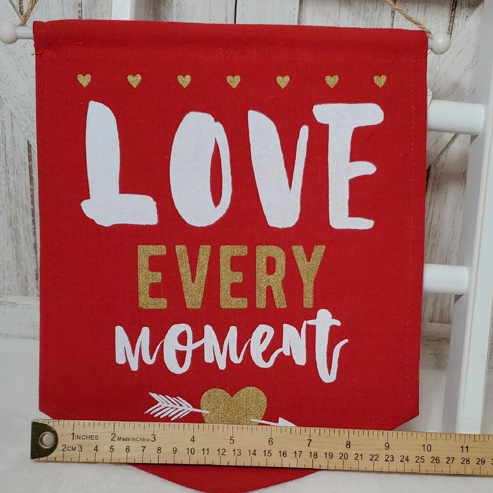 Valentine's Day Love Every Moment Wall Hanging Tapestry Home Decor NWT